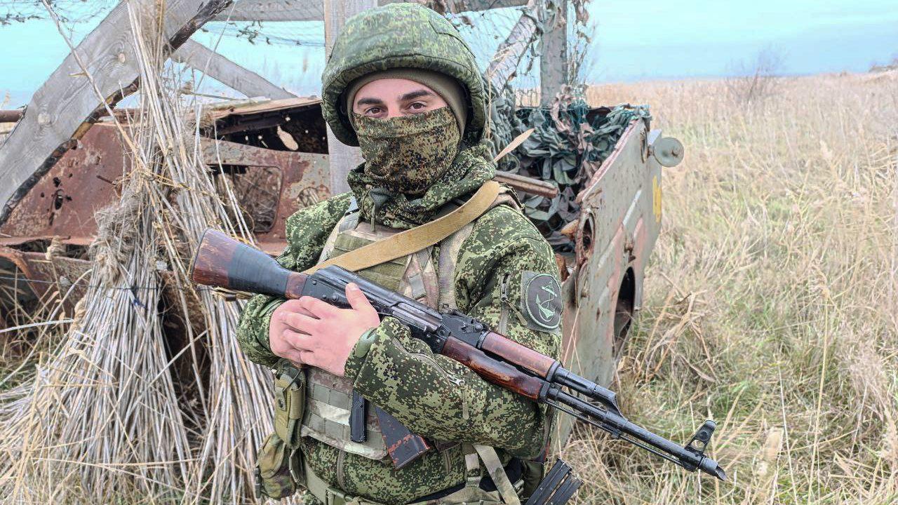 Белый халат под броней